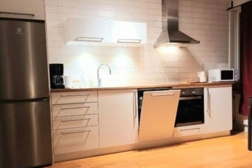 Central möblerad 1:a vid Stortorget